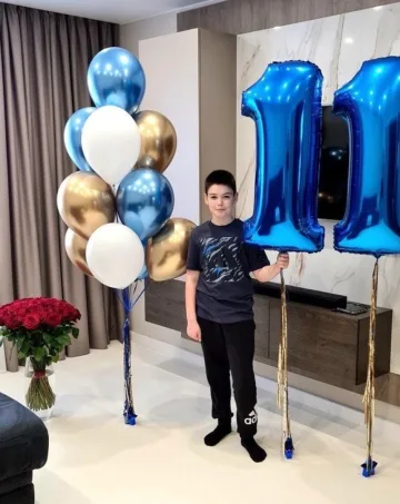 11 синих